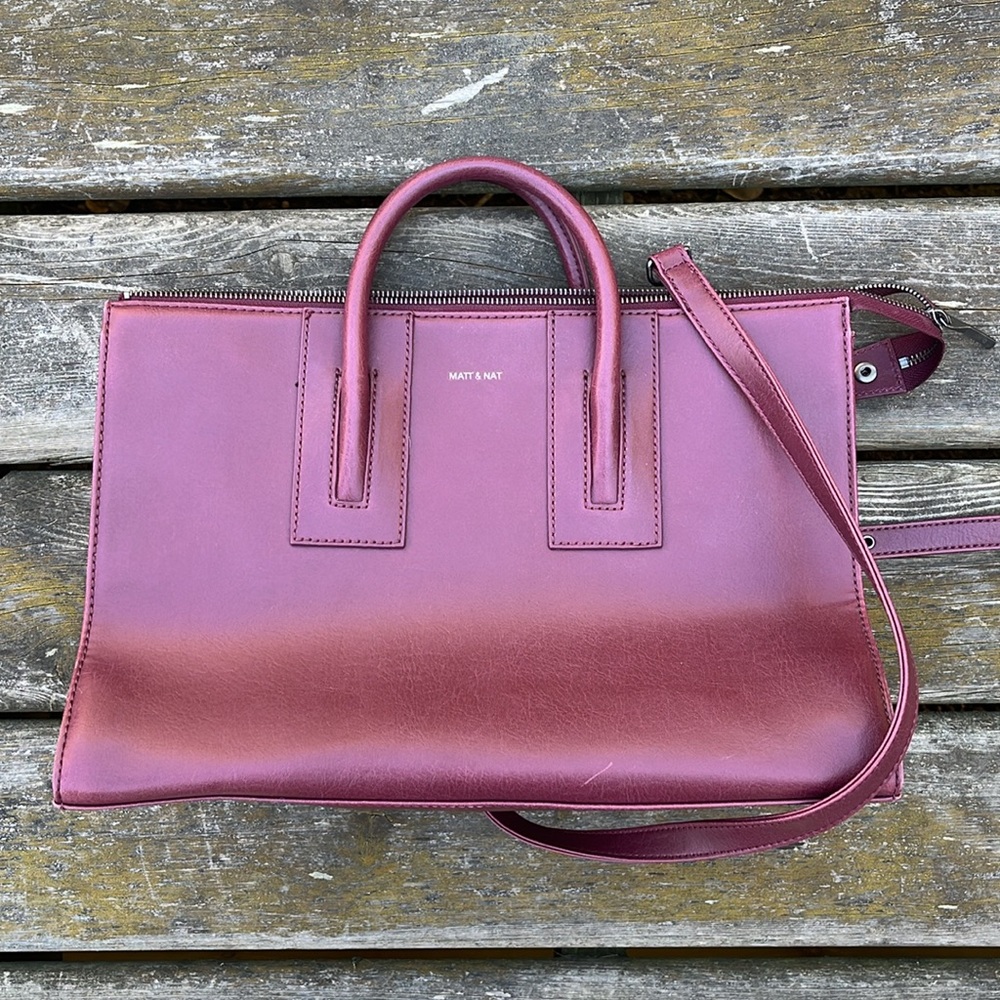 Matt & Nat TACOMA VEGAN MESSENGER BAG - VINTAGE Burgundy Red